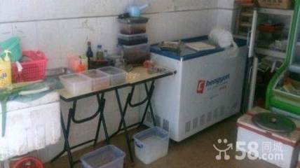 深圳坂田麻辣烫店超低价转让，含独家技术与成熟运营支持